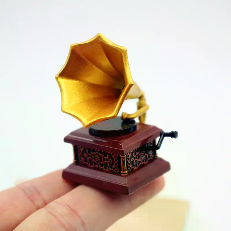 Dollhouse Vintage Phonograph M - Sustainable Living Practices recension och pris
